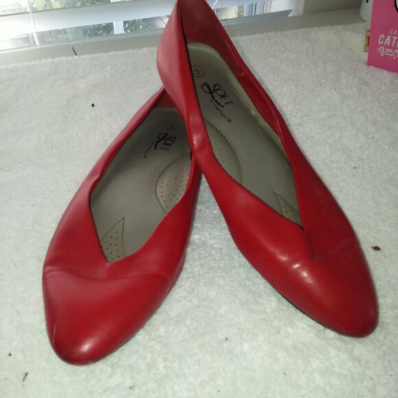 Vintage Highlights Payless Soft Red Ballet Flats Worn 1990s - Picture 2 of 11
